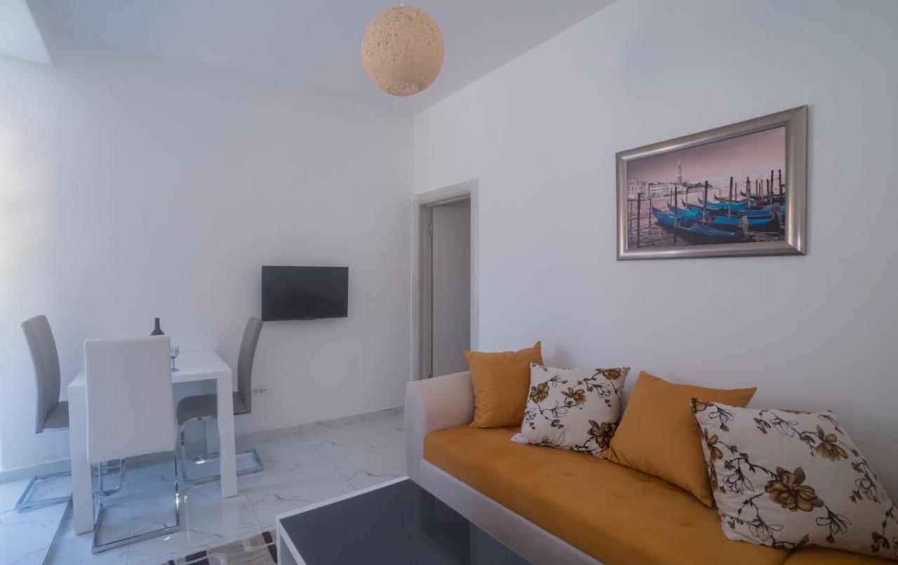 Brioni Apartment Вирпазар Екстериор снимка